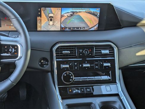 New 2026 Nissan Armada SL image 11