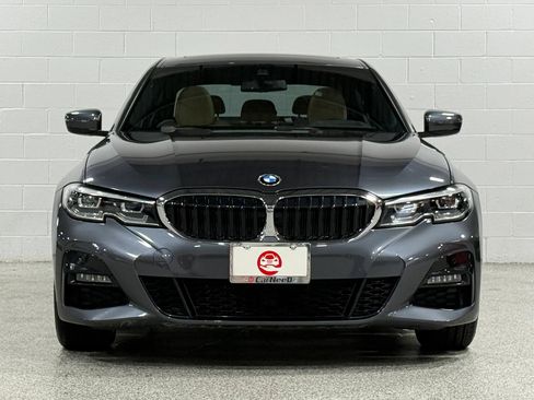 Used 2019 BMW 330i xDrive Sedan AWD/4WD image 3