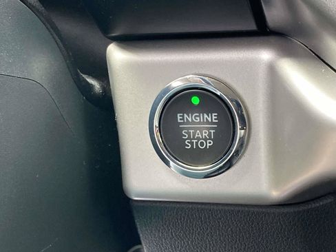 Used 2024 Ford Expedition Max XLT RWD image 29
