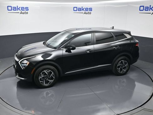 Used 2023 Kia Sportage LX AWD/4WD image 48