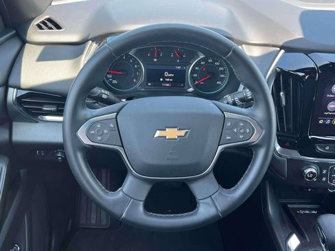 Used 2023 Chevrolet Traverse LT AWD/4WD image 15