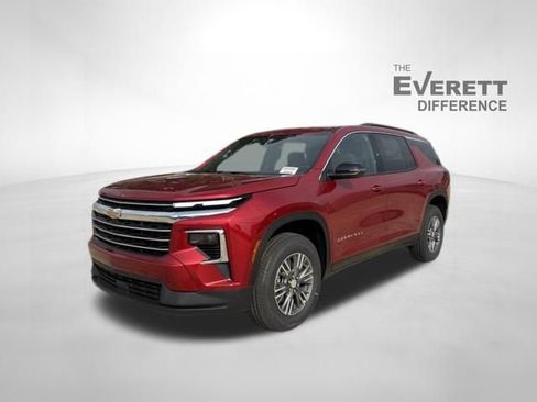 New 2026 Chevrolet Traverse LT w/ LPO, Floor Liner Package FWD image 3