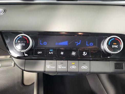 New 2025 Hyundai Elantra Blue image 17