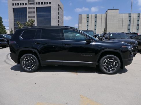 New 2026 Jeep Cherokee Limited AWD/4WD image 2