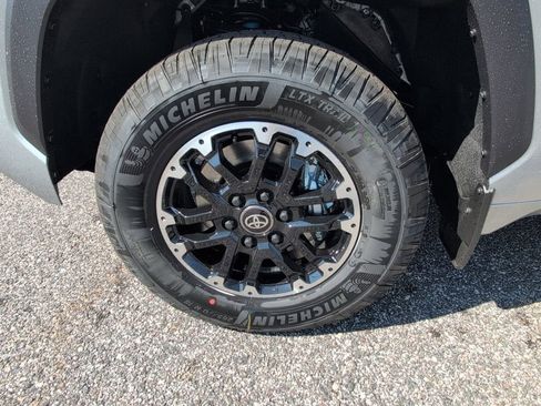 New 2026 Toyota Tundra SR5 w/ TRD Off-Road Package AWD/4WD image 12