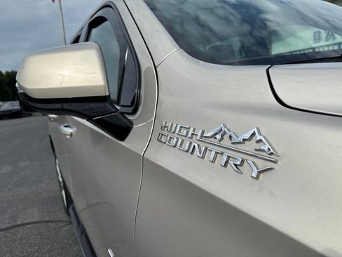 Used 2021 Chevrolet Tahoe High Country AWD/4WD image 4