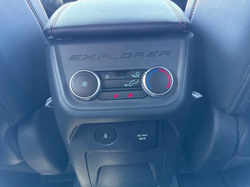 Used 2025 Ford Explorer ST w/ Sun And Sound Package AWD/4WD image 18