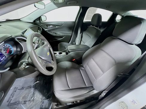 Used 2023 Chevrolet Malibu LT FWD image 18