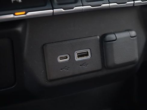 Used 2022 Chevrolet Silverado 1500 LT Trail Boss w/ Safety Package AWD/4WD image 20