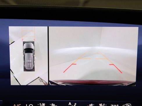 Used 2025 Buick Enclave Avenir w/ Super Cruise Package AWD/4WD image 24