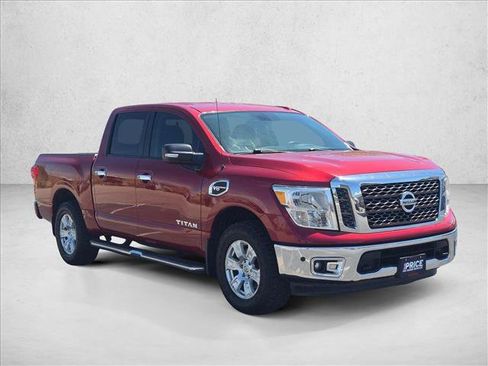 Used 2017 Nissan Titan SV AWD/4WD image 3