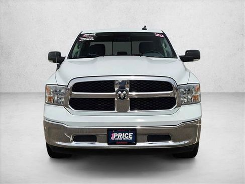Used 2020 RAM 1500 Classic SLT w/ Luxury Group AWD/4WD image 2