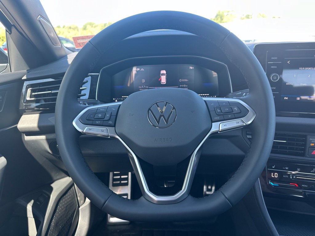 New 2027 Volkswagen Jetta Sport FWD image 15