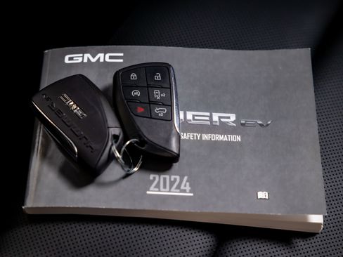 Used 2024 GMC Hummer EV 3X w/ Omega Edition AWD/4WD image 36