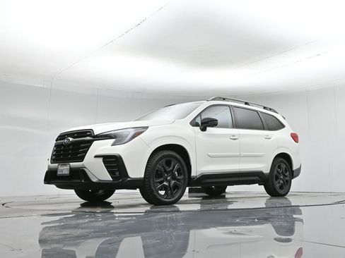 Used 2023 Subaru Ascent Onyx Edition Limited image 55