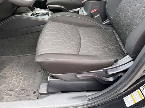 Used 2025 Mitsubishi Outlander Sport ES AWD/4WD image 16