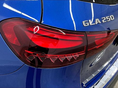 New 2025 Mercedes-Benz GLA 250 image 14