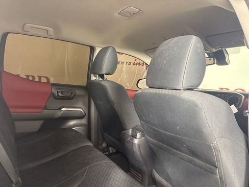 Used 2021 Toyota Tacoma SR5 image 19