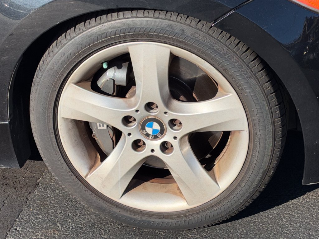 Used 2008 BMW 135i Convertible RWD image 9
