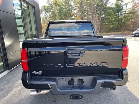 Used 2024 Toyota Tacoma SR5 image 7