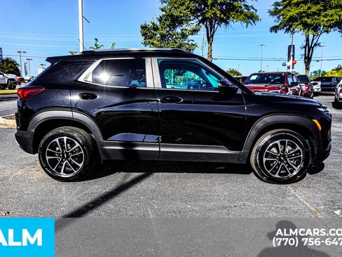 Used 2025 Chevrolet TrailBlazer LT image 11