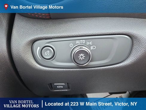 Used 2020 Chevrolet Blazer RS AWD/4WD image 19