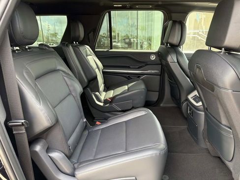 New 2026 Lincoln Navigator L Reserve w/ Jet Appearance Package AWD/4WD image 21