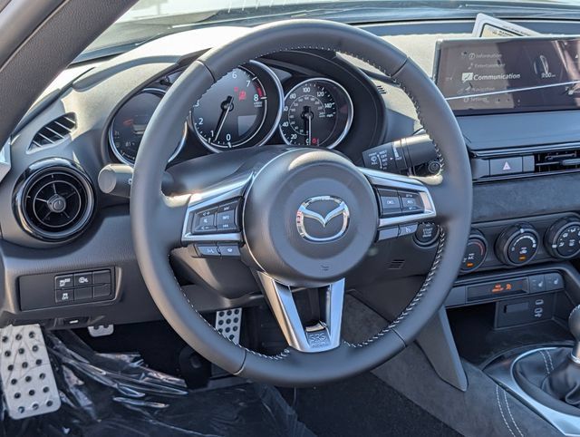 New 2026 MAZDA MX-5 Miata Club w/ Interior Package RWD image 11