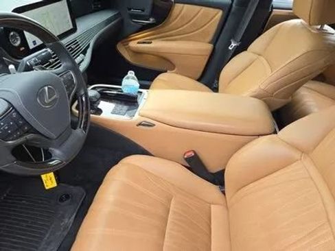 Used 2024 Lexus LS 500 w/ Interior Upgrade Package RWD image 2