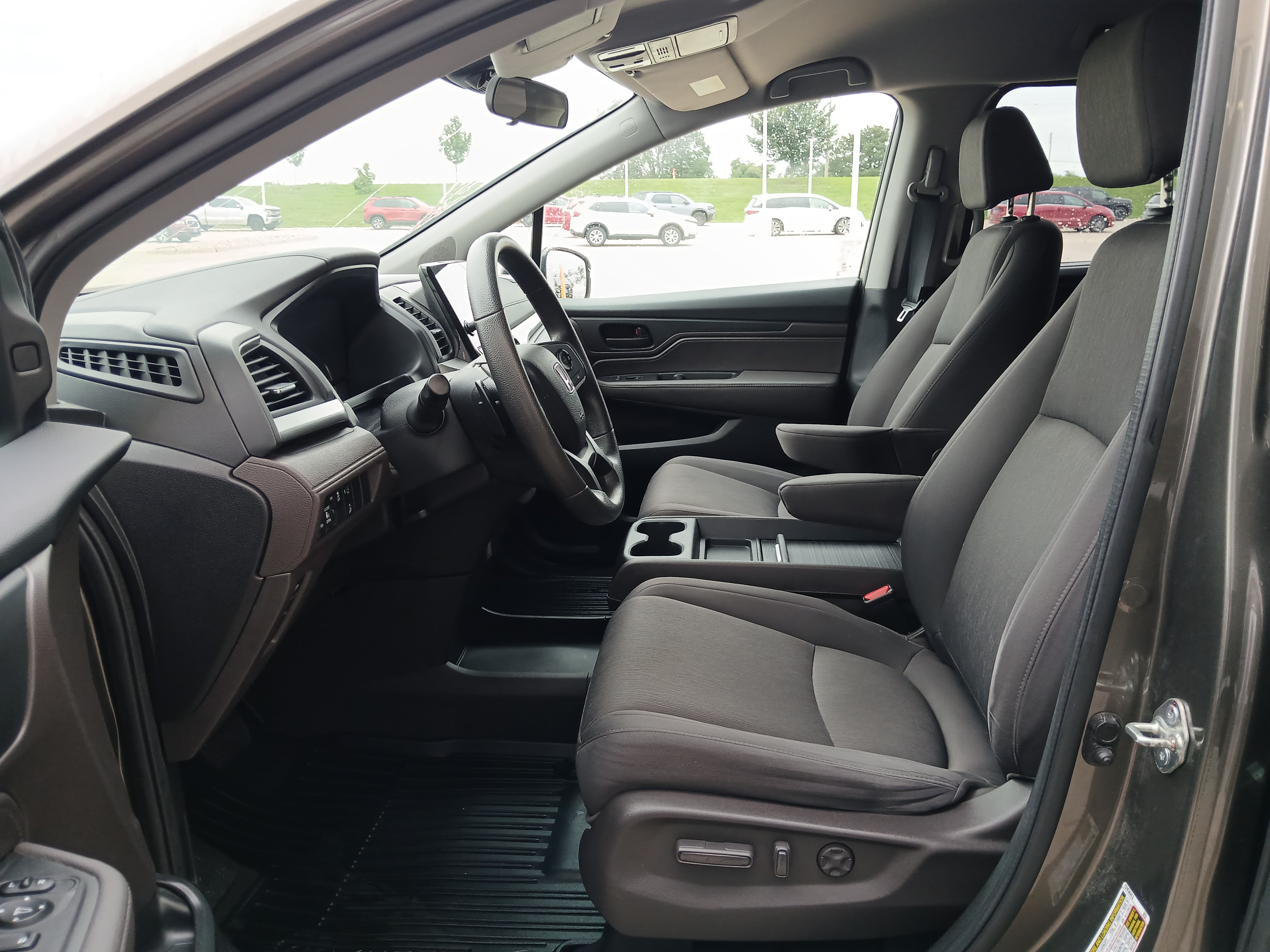 Used 2019 Honda Odyssey EX image 8