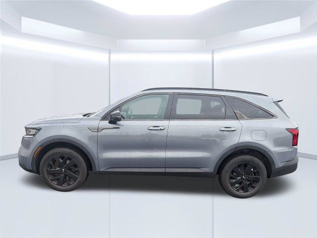 Used 2021 Kia Sorento S w/ Panoramic Sunroof Package AWD/4WD image 2