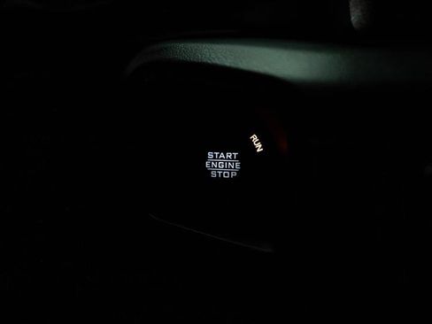 Used 2025 Jeep Wrangler Unlimited Sahara image 20