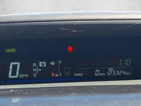 Used 2013 Toyota Prius V Five image 11