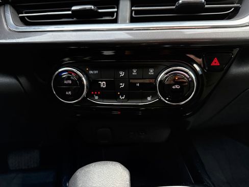 Used 2024 Chevrolet Trax ACTIV image 19