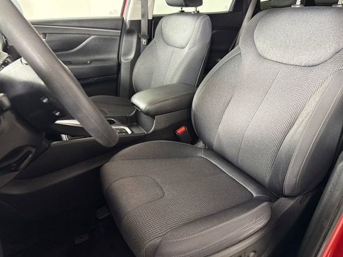 Used 2019 Hyundai Santa Fe SEL image 11