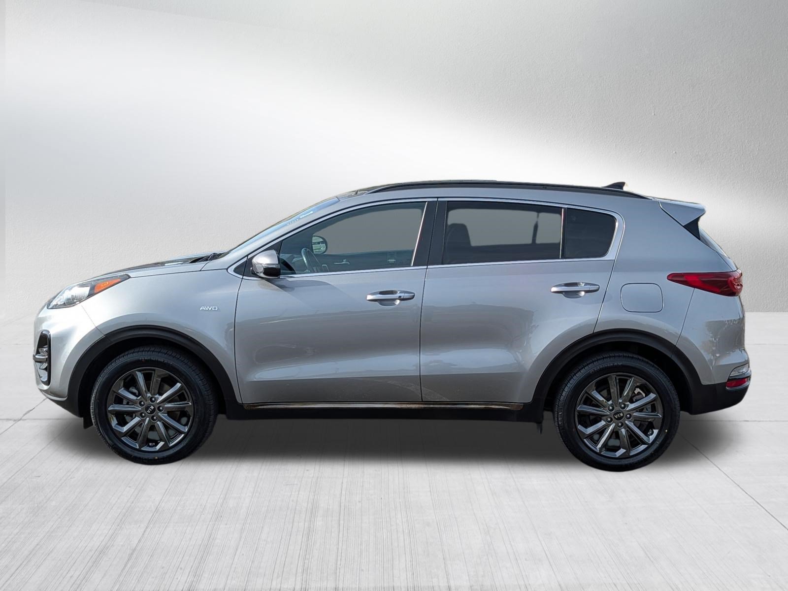 Used 2020 Kia Sportage S w/ S Premium Package AWD/4WD image 4
