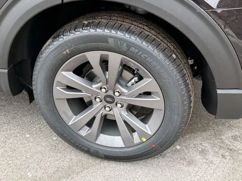 New 2026 Ford Explorer Active image 10