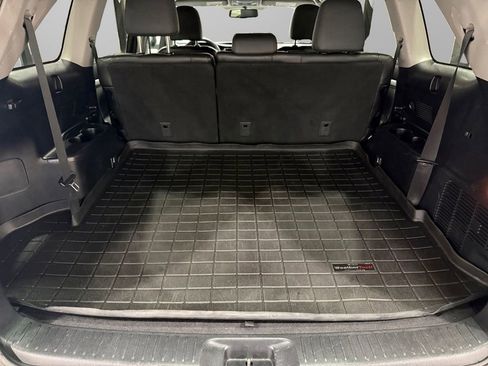 Used 2016 Toyota Highlander XLE image 5