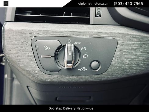 Used 2021 Audi A4 2.0T Premium Plus w/ Premium Plus Package AWD/4WD image 31