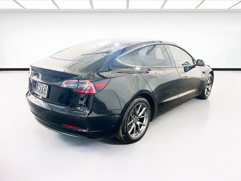 Used 2021 Tesla Model 3 Standard Range Plus RWD image 4