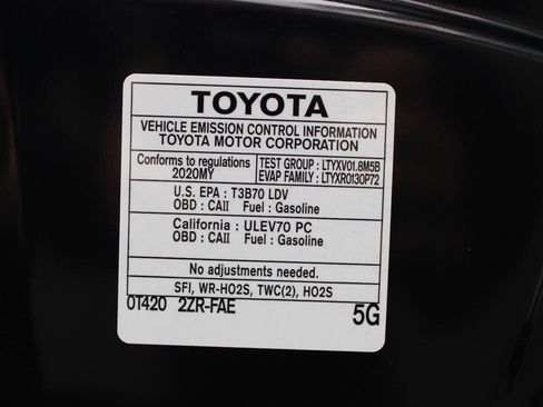 Used 2020 Toyota Corolla LE image 45