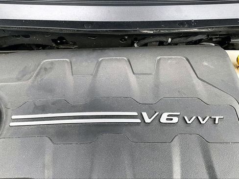Used 2022 Jeep Cherokee Trailhawk w/ Trailer Tow Group AWD/4WD image 30
