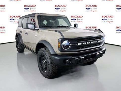 New 2026 Ford Bronco Big Bend w/ Black Diamond Package image 1