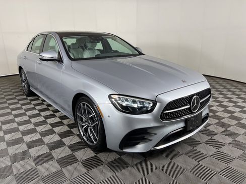 Certified 2022 Mercedes-Benz E 350 4MATIC Sedan image 45