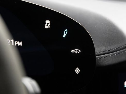 Used 2023 Porsche Taycan GTS image 75