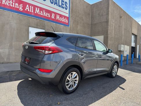 Used 2018 Hyundai Tucson SE FWD image 5