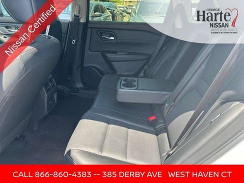 Certified 2023 Nissan Rogue SV w/ SV Premium B Package AWD/4WD image 19