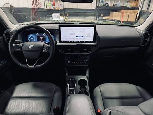 Used 2025 Ford Bronco Sport Badlands image 23