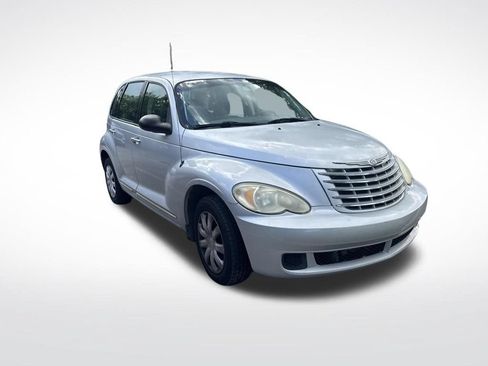 Used 2007 Chrysler PT Cruiser FWD image 2
