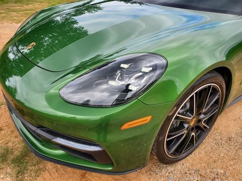 Used 2018 Porsche Panamera 4 AWD/4WD image 18